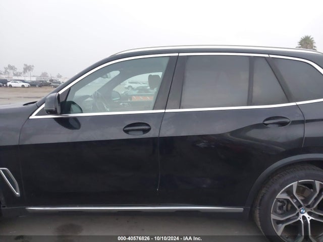 5UXCR4C02N9J95719 BMW X5 Sdrive40i