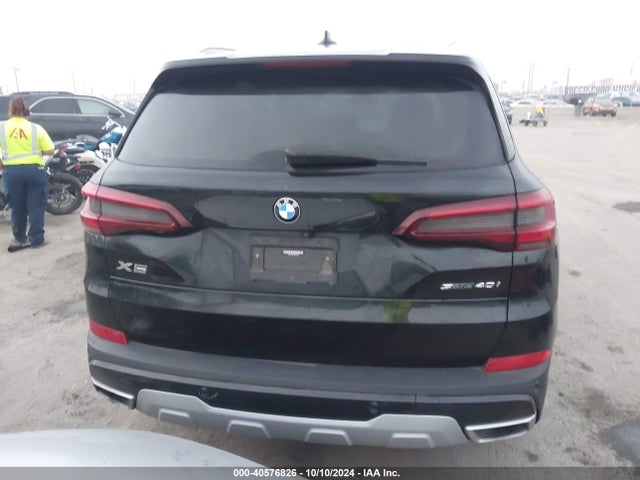 5UXCR4C02N9J95719 BMW X5 Sdrive40i