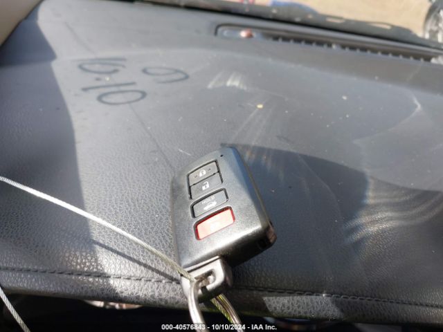 2T1BURHE4KC219988 Toyota Corolla Xse