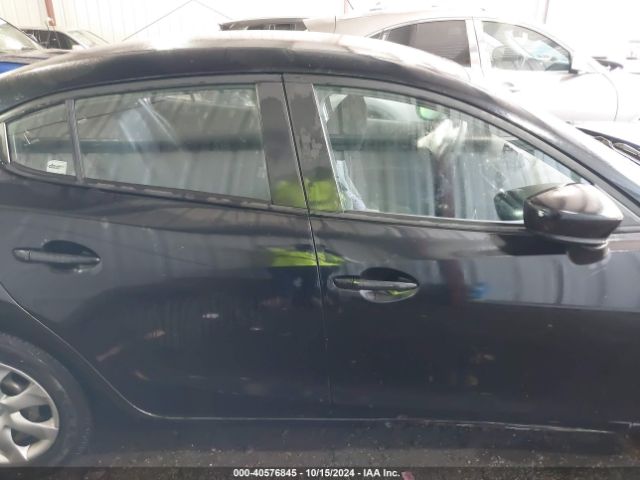 JM1BM1T73F1271794 Mazda Mazda3 I Sv