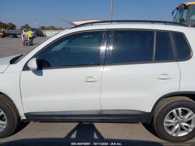 WVGAV7AX1FW550903 Volkswagen TIGUAN S