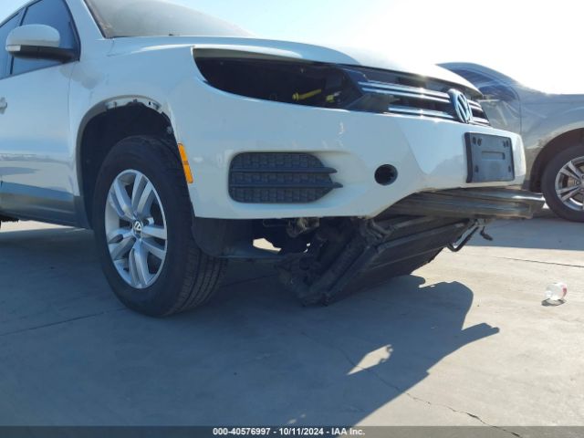 WVGAV7AX1FW550903 Volkswagen TIGUAN S