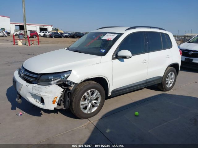 WVGAV7AX1FW550903 Volkswagen TIGUAN S
