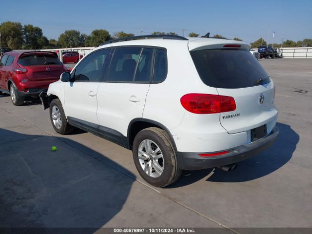 WVGAV7AX1FW550903 Volkswagen TIGUAN S
