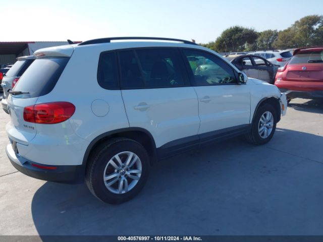 WVGAV7AX1FW550903 Volkswagen TIGUAN S