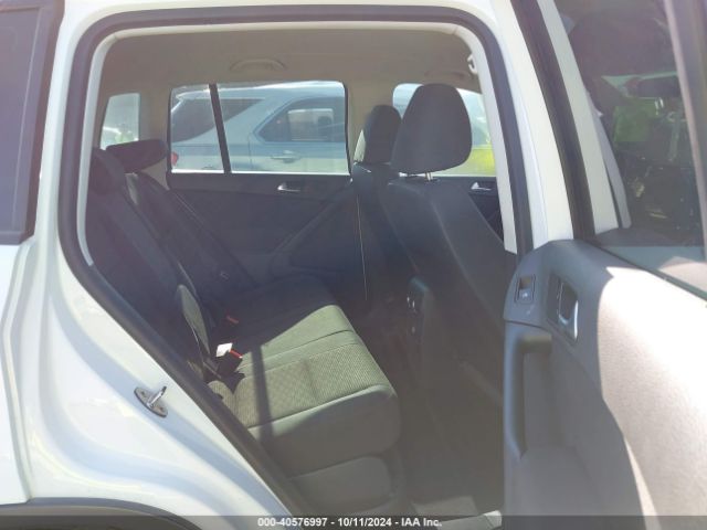 WVGAV7AX1FW550903 Volkswagen TIGUAN S
