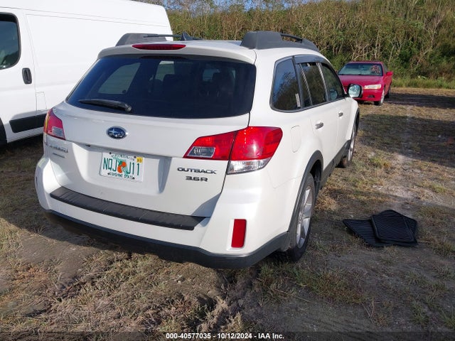 4S4BRDPC6E2304141 Subaru Outback 3.6r Limited