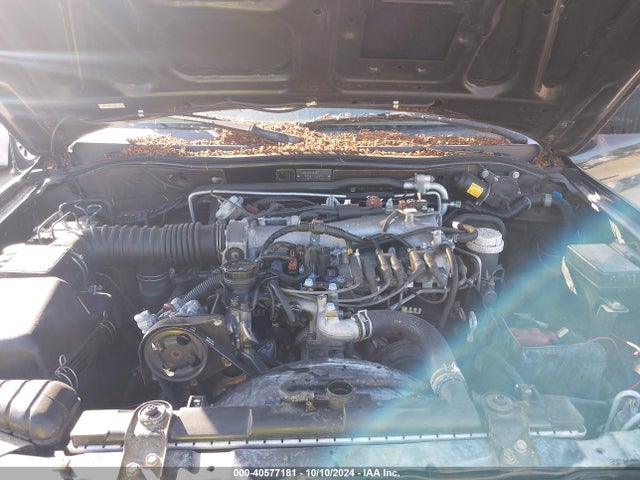 2001 MITSUBISHI MONTERO SPORT JA4MT31R71P020613 Photo 9