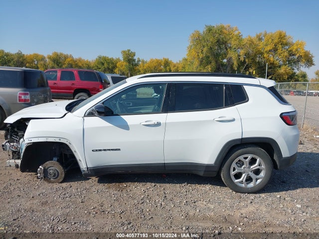 Jeep Compass Latitude 4x4 2024 3C4NJDBN5RT109203 Image 15