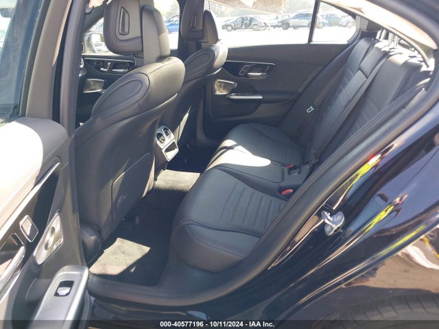 W1KAF4GB9RR170373 Mercedes-Benz C 300
