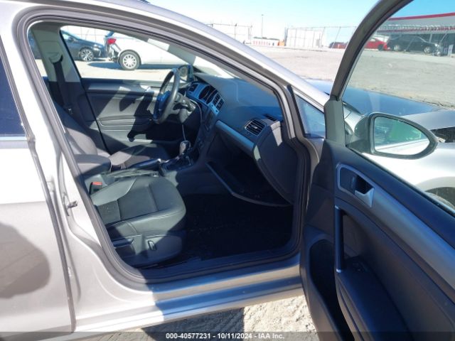 3VWC17AU4GM513485 Volkswagen Golf Sportwagen Tsi Se 4-door