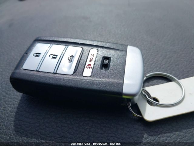 19UUB2F65JA008272 Acura TLX