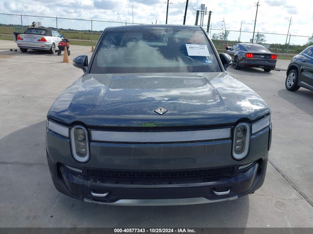 Rivian R1t Adventure 2022 7FCTGAAA3NN012279 Image 12