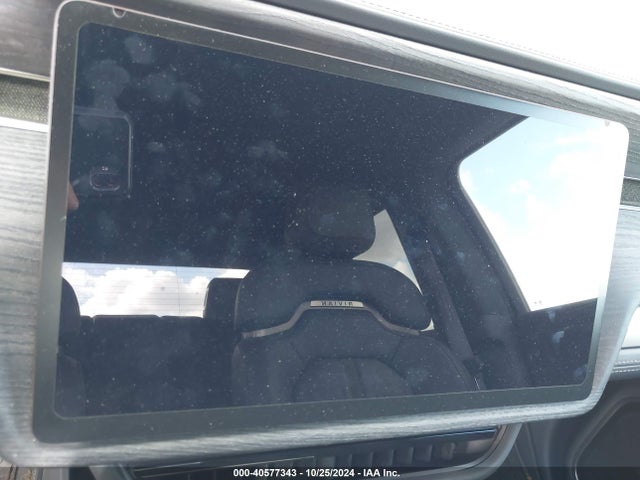 Rivian R1t Adventure 2022 7FCTGAAA3NN012279 Image 15