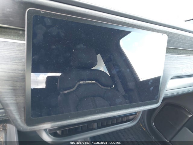 Rivian R1t Adventure 2022 7FCTGAAA3NN012279 Image 17