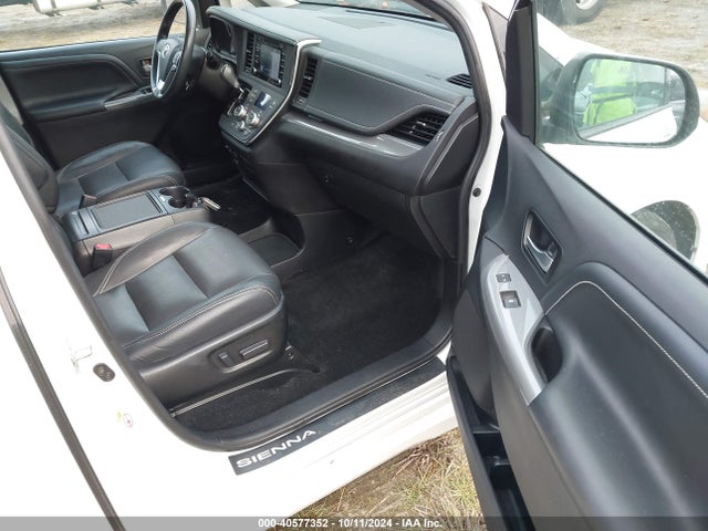 Toyota Sienna Se 8 Passenger 2018 5TDXZ3DC1JS942986 Image 5