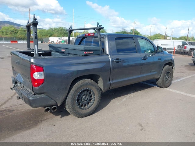 5TFHY5F10HX584590 Toyota Tundra Limited 5.7l V8