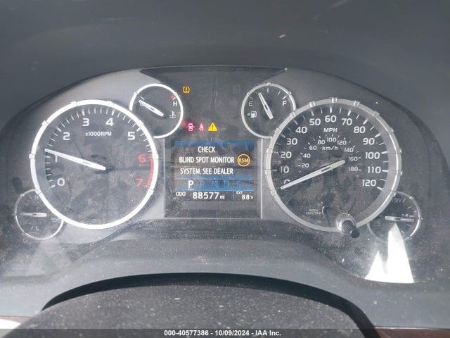 5TFHY5F10HX584590 Toyota Tundra Limited 5.7l V8