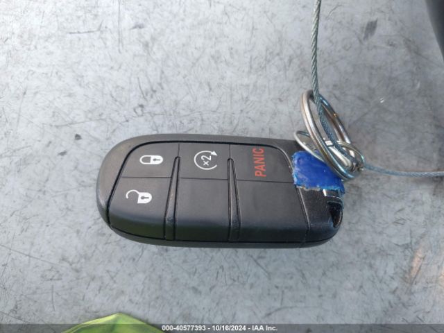 3C4NJCBB7JT186577 Jeep Compass Latitude Fwd