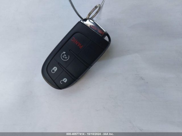 3C4NJCBB6JT460710 Jeep Compass Altitude Fwd