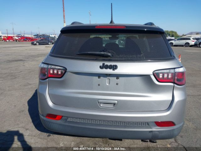 3C4NJCBB6JT460710 Jeep Compass Altitude Fwd