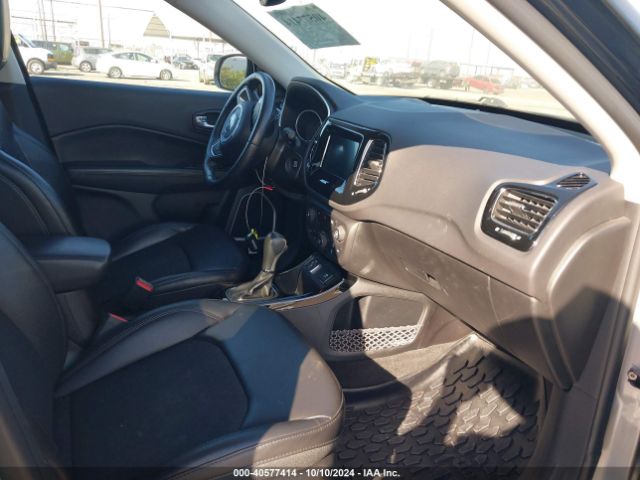 3C4NJCBB6JT460710 Jeep Compass Altitude Fwd