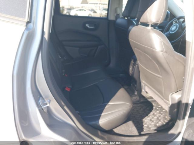 3C4NJCBB6JT460710 Jeep Compass Altitude Fwd