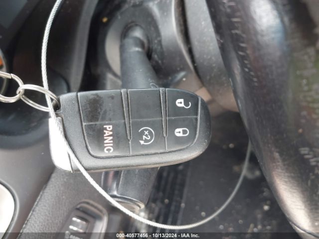 ZACCJABB5HPF50864 Jeep Renegade Latitude Fwd