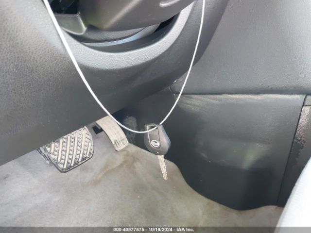 JN8AS5MT9FW652836 Nissan Rogue Select S