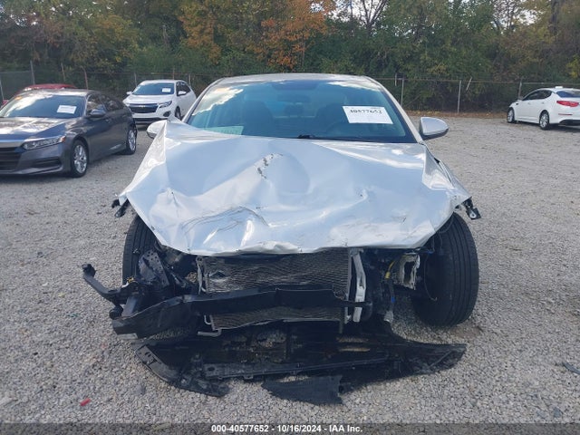 Hyundai ELANTRA SE 2018 5NPD74LF9JH294801 Image 13