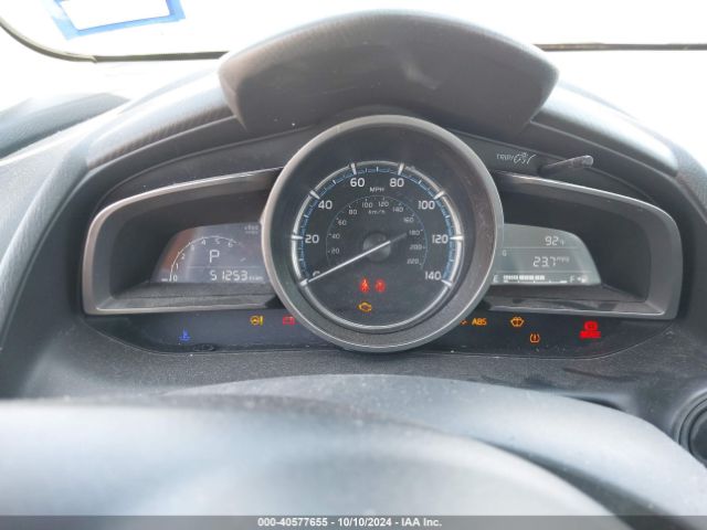 3MYDLBJV0LY705472 Toyota YARIS LE