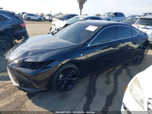 58ABA1C16RU040674 Lexus Es 300h F Sport Handling