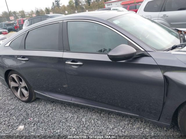 1HGCV2F95JA044668 Honda Accord Touring 2.0t