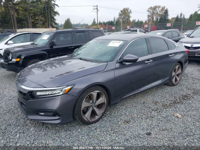 1HGCV2F95JA044668 Honda Accord Touring 2.0t