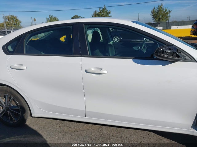 KIA Forte Lxs 2022 3KPF24AD6NE454135 Image 14