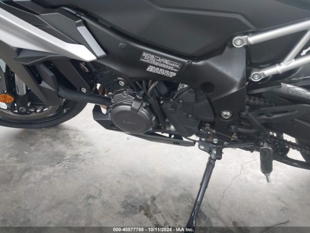 2024 SUZUKI GSX1000 JS1EK14D5R7100225 Photo 8