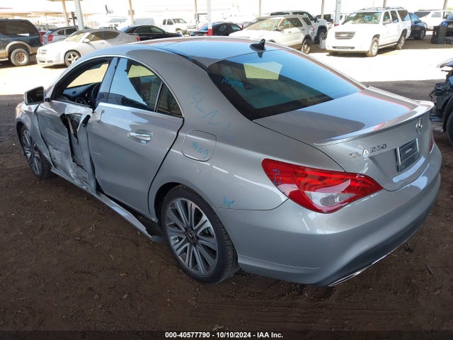 40577790 :رقم المزاد ، WDDSJ4EB5JN592898 vin ، 2018 Mercedes-benz Cla 250 مزاد بيع
