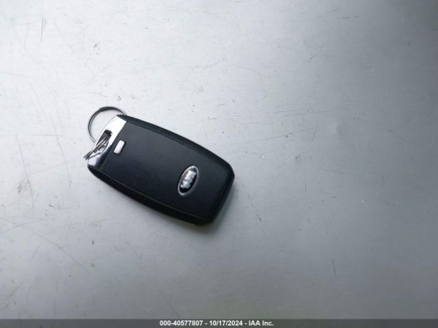 5XYPKDA59JG385063 KIA Sorento 3.3l Sx