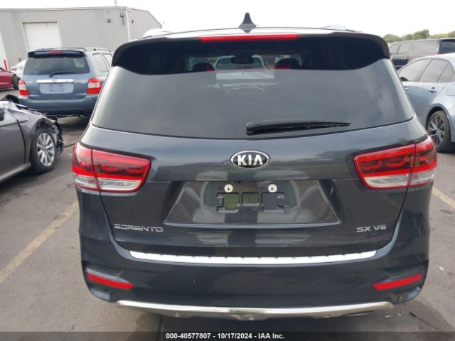 5XYPKDA59JG385063 KIA Sorento 3.3l Sx