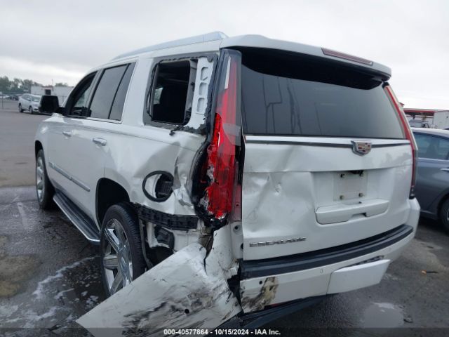 1GYS3BKJ4HR272053 Cadillac Escalade Luxury