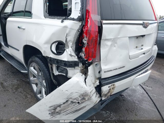 1GYS3BKJ4HR272053 Cadillac Escalade Luxury