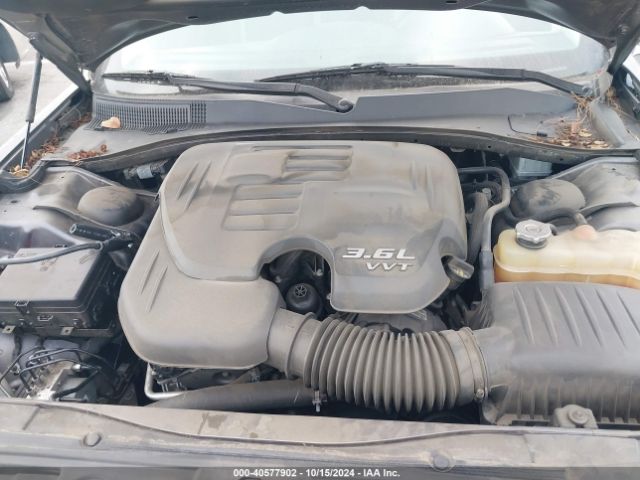 2C3CCAAGXJH275754 Chrysler 300 Touring L