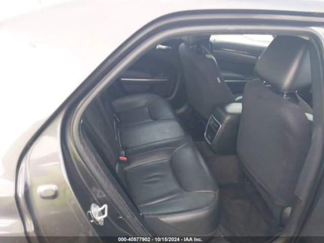 2C3CCAAGXJH275754 Chrysler 300 Touring L