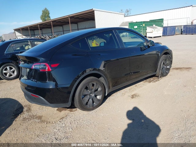 2023 TESLA MODEL Y 7SAYGDEE4PA082336 Photo 3