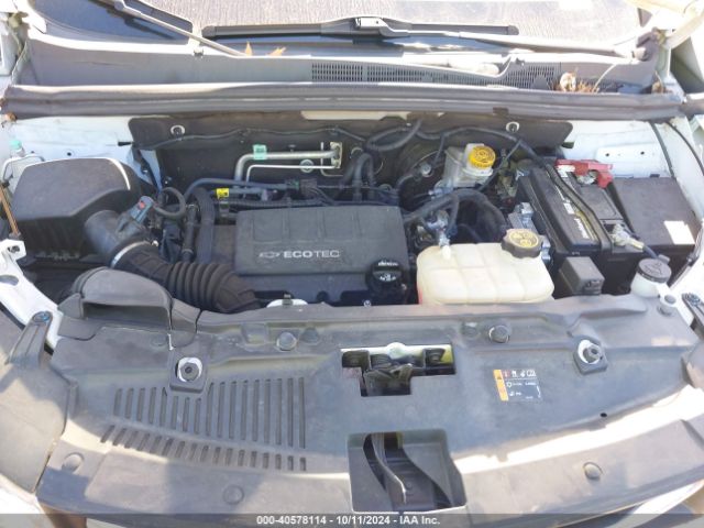 3GNCJKSB8JL206585 Chevrolet TRAX LS