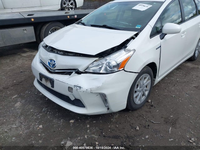 Toyota Prius V Two 2014 JTDZN3EU4EJ009081 Image 6