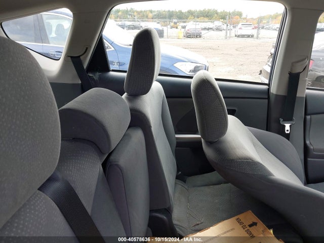 Toyota Prius V Two 2014 JTDZN3EU4EJ009081 Image 8