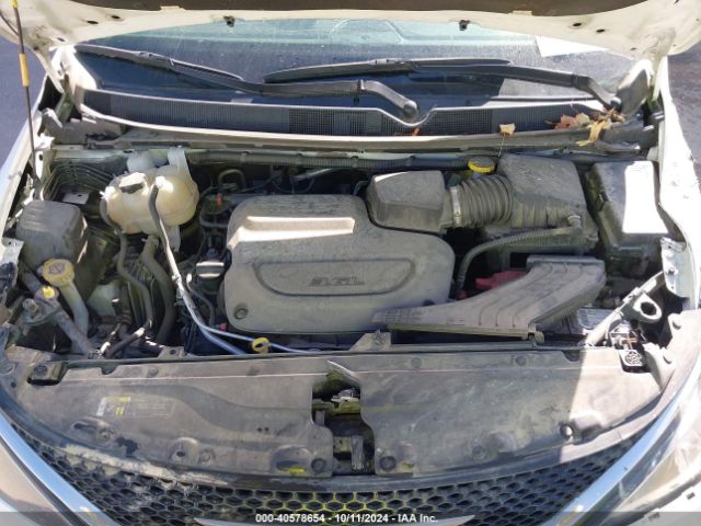 2C4RC1DG4LR216049 Chrysler Voyager Lxi