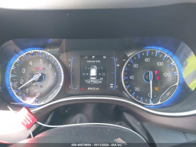 2C4RC1DG4LR216049 Chrysler Voyager Lxi