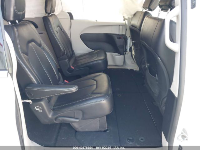 2C4RC1DG4LR216049 Chrysler Voyager Lxi